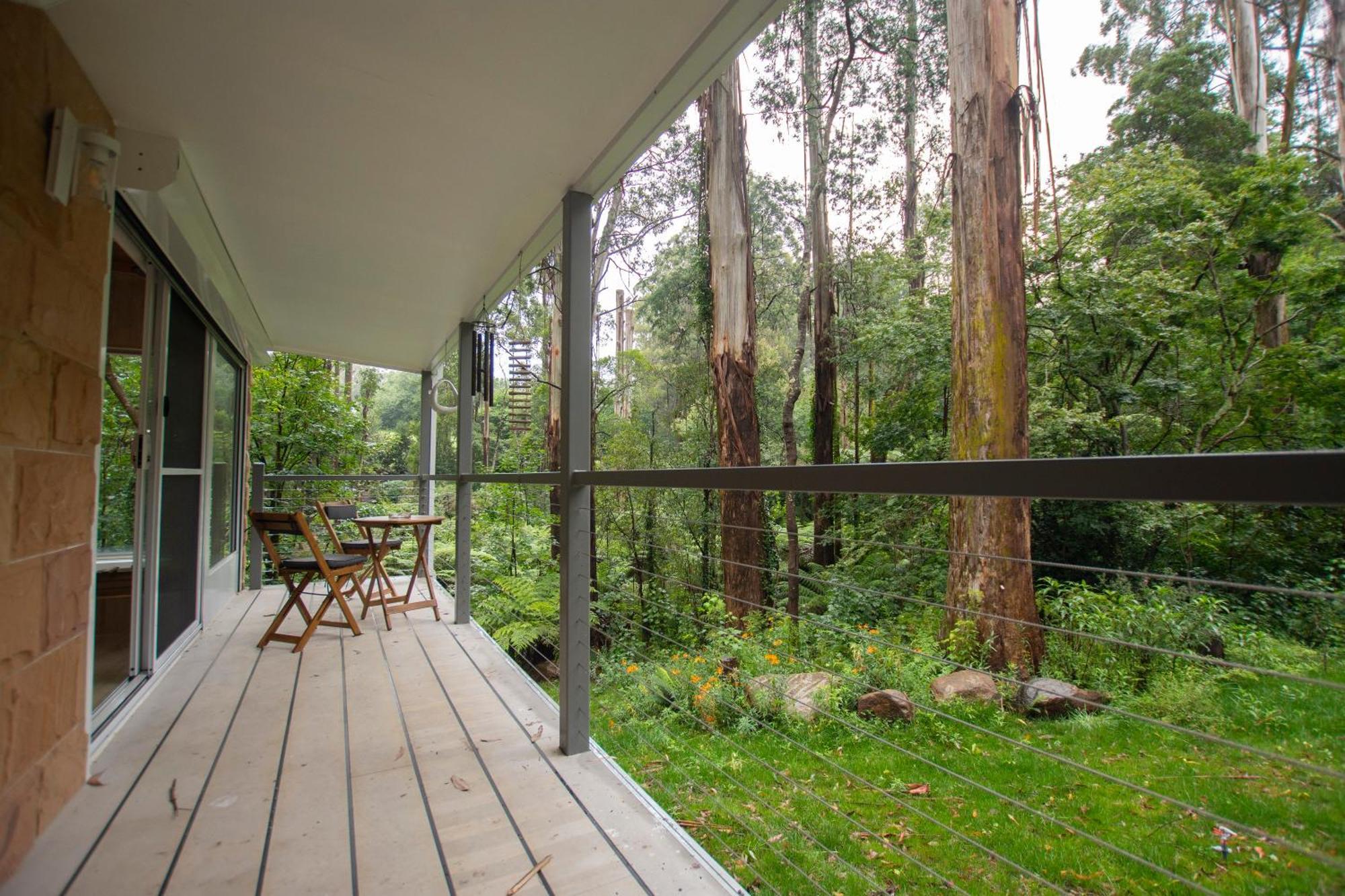 The Fernglen Forest Retreat Bed & Breakfast Mount Dandenong Exterior photo