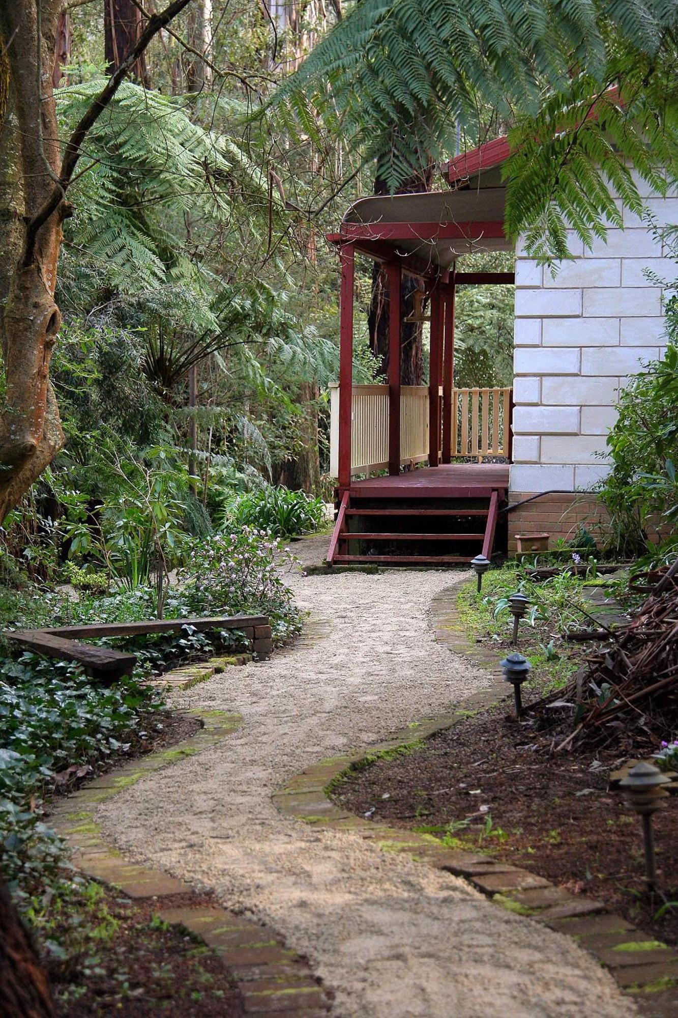 The Fernglen Forest Retreat Bed & Breakfast Mount Dandenong Exterior photo